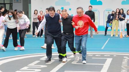 祥龙贺岁辞旧去，灵蛇跃舞迎新春——湖贝小学工会委员会举办教职工趣味活动