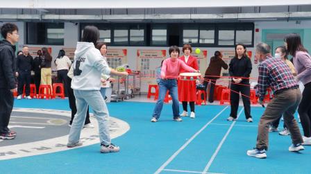 祥龙贺岁辞旧去，灵蛇跃舞迎新春——湖贝小学工会委员会举办教职工趣味活动