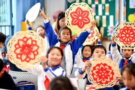梦想起航，共赴2025 ——靖轩小学开展元旦迎新主题活动