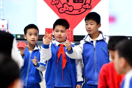 梦想起航，共赴2025 ——靖轩小学开展元旦迎新主题活动