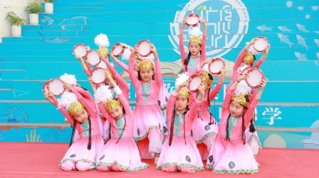 乐动湖贝 共迎新年——湖贝小学举办元旦文艺汇演