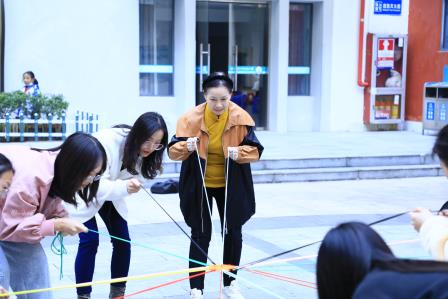 深圳市仙桐实验小学举行2025“迎新”教职工趣味运动会