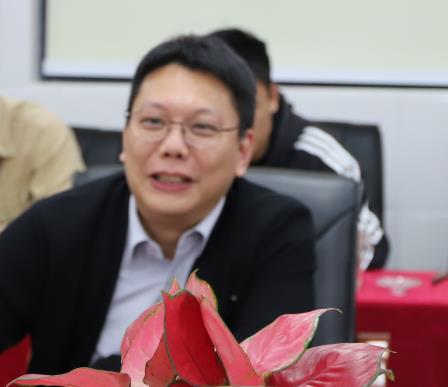 汇聚教育精英共筑幸福教育梦  创新教育智慧一起幸福向未来 ——黄黎明名校长工作室成功挂牌开班