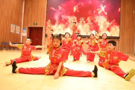 艺韵飞扬庆元旦，社团风采绽华光 —— 深圳市水田小学社团才艺展圆满落幕