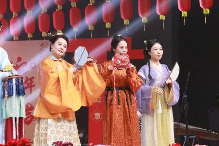 桂园中学的这场联欢会超燃！罗湖教育人的梦幻联动！