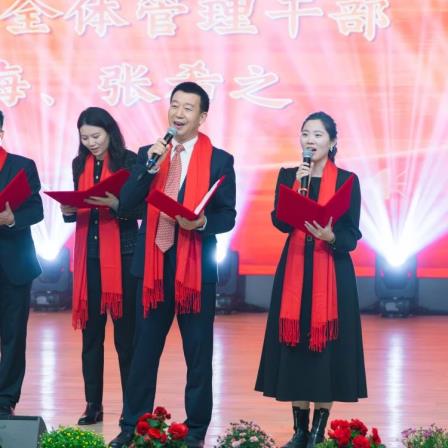 桂园中学的这场联欢会超燃！罗湖教育人的梦幻联动！
