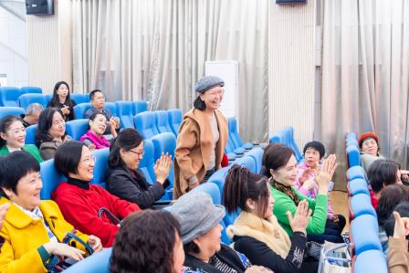桃李芬芳三十载，共话发展新征程 —— 罗湖外语实验学校举办建校30周年退休教工座谈会