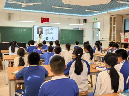 红桂小学开展“党建+教师成长——党员教师研讨课”活动