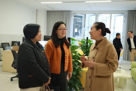 肇庆市怀集县教师团队到桂园中学开展家庭教育交流活动