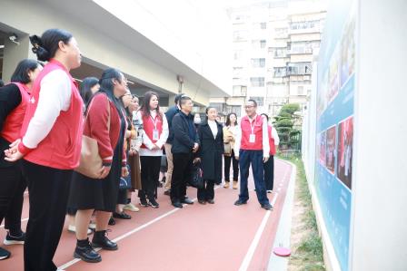 肇庆市怀集县教师团队到桂园中学开展家庭教育交流活动