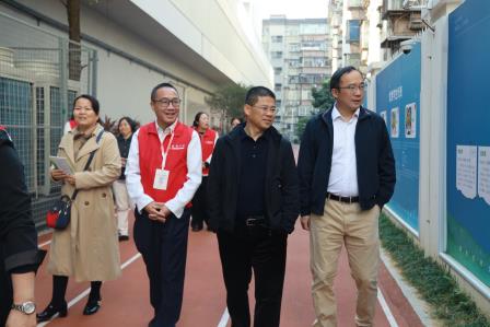 肇庆市怀集县教师团队到桂园中学开展家庭教育交流活动