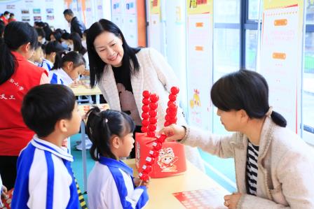 趣味测评添年味，智趣闯关助成长——深圳市螺岭教育集团仙桐实验小学开展一、二年级期末阳光测评活动