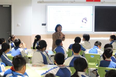交流促成长，一起向未来 ——深圳市翠竹外国语实验学校接待肇庆市怀集县教育代表团交流学习