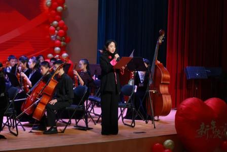 乐绘新岁，韵谱华章——东湖中学“沐光同行 向美而光”迎新嘉年华社团展演圆满落幕