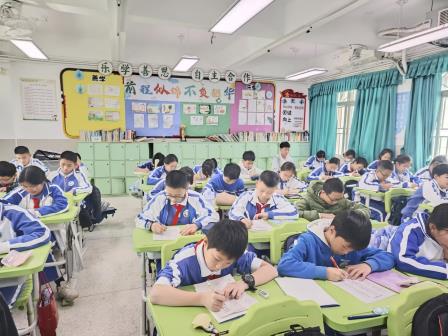 “英”姿飒爽，词海闯关 ——东昌小学成功举办第六届英语单词晋级赛