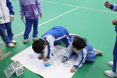 探索知识宇宙，点亮成长之星——罗湖小学开展低段期末素质评价游园活动