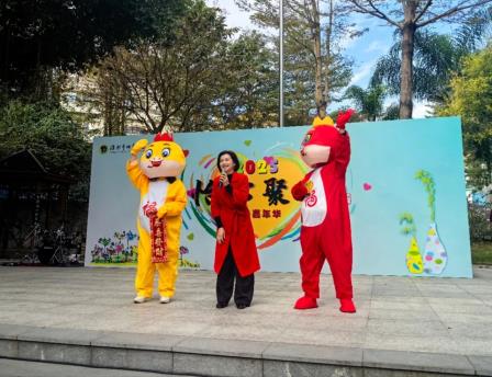  深圳市怡景小学举办“怡”心聚爱义卖嘉年华