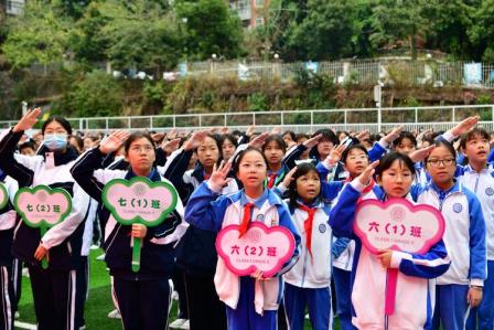 以科技之光点燃青春 以奋斗之志铸就未来 ——深圳市松泉实验学校隆重举行2024-2025学年第二学期开学典礼