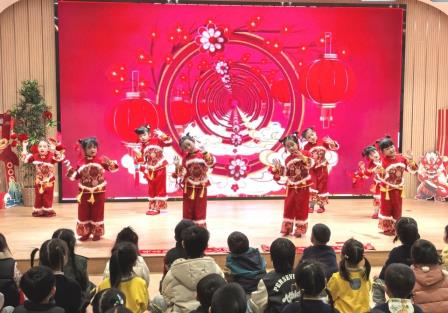 金蛇迎春，萌娃归园——深圳市罗湖区托幼幼教集团开学啦！