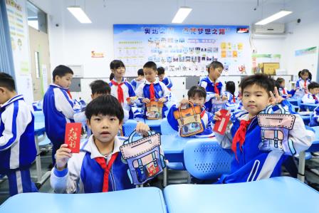 以少年之名，共赴时代的星辰大海——深圳市仙桐实验小学举行开学典礼