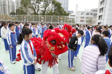 瑞蛇跃新春，童梦启新航 ——深圳市东昌小学举行2024-2025学年春季学期开学典礼