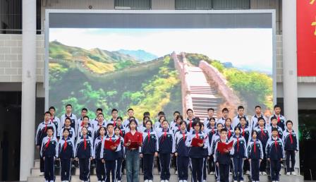 巳巳如意年，开学启新程——深圳市翠园文锦中学 2025年春季学期开学典礼暨思政第一课