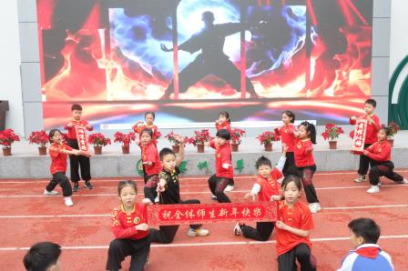 草埔小学举行2025春季开学典礼暨书记思政第一课
