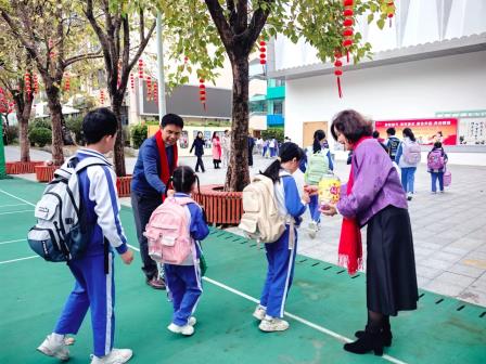 深圳市怡景小学举行2024-2025学年第二学期开学典礼