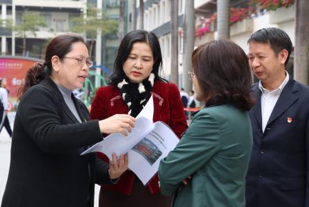 严督实导保安全，凝心聚力迎开学——罗湖区区委区政府领导赴翠园文锦中学督导调研