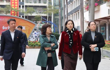 严督实导保安全，凝心聚力迎开学——罗湖区区委区政府领导赴翠园文锦中学督导调研