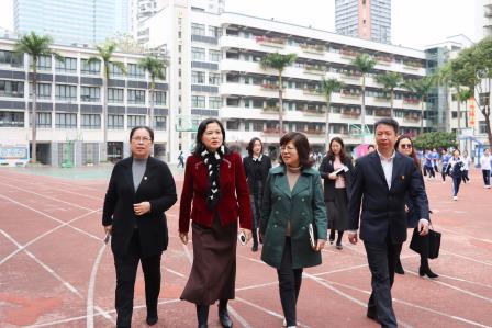 严督实导保安全，凝心聚力迎开学——罗湖区区委区政府领导赴翠园文锦中学督导调研