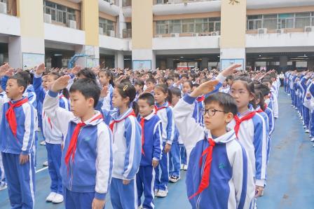 开学典礼展新篇，校长思政育红心|深圳市罗湖小学举办2025年春季开学典礼