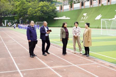 罗湖区教育局领导到凤光小学开展开学检查工作