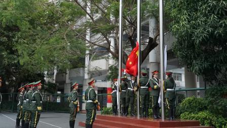 扬帆起航新征程 勇做时代“哪吒”人 ——罗外初中举行2025年春季开学典礼暨思政第一课