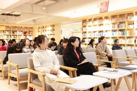 凝心聚力，共绘新篇 ——深圳市翠北实验小学语文科组共启新学期征程