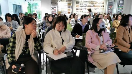 翠竹“巧匠”班主任研习会成功举办，为新学期班主任工作注入新动力