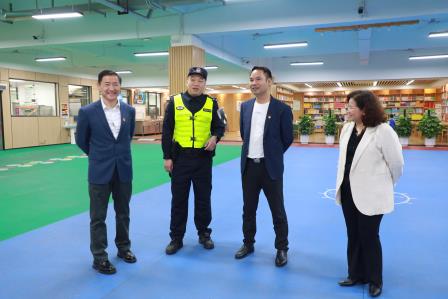 罗湖公安分局领导到锦田小学指导校园安全工作