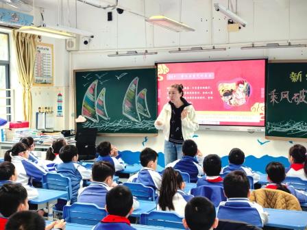深圳市怡景小学开展2024~2025学年第二学期“开学第一课”
