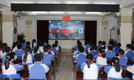 以生命之名守护安全，以责任之心点亮未来 ——深圳市南湖小学开展校长课堂第一讲