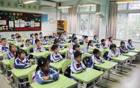以生命之名守护安全，以责任之心点亮未来 ——深圳市南湖小学开展校长课堂第一讲