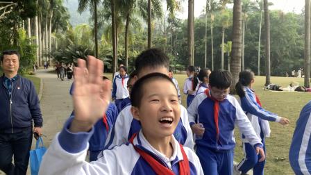 绿意盎然中的历史探寻：南湖小学“行走的思政课”仙湖行