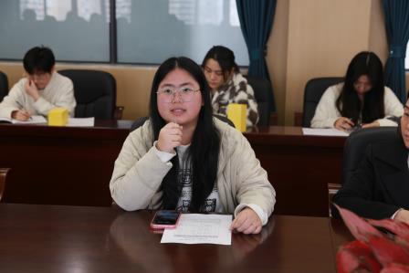 深圳市布心小学召开2024-2025学年第二学期2月班主任工作会议