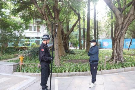 筑牢校园安全防线——景园实验小学开展反恐防暴应急演练