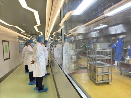 提升午餐午休品质，助力学校高质量发展——新秀小学家校联合检查配餐公司日常运行
