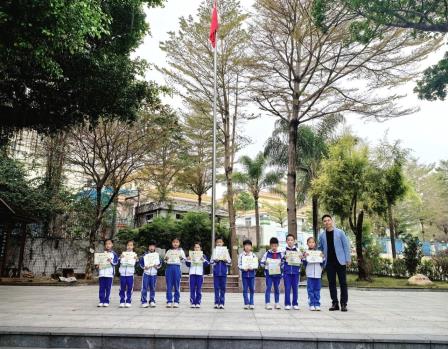 国旗飘扬书香润 思政铸魂启新篇——深圳市怡景小学举行第二周升旗仪式