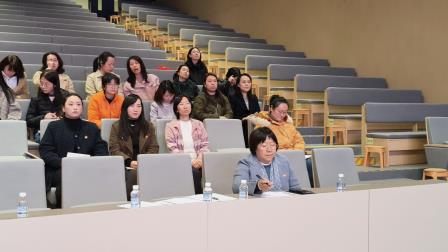 党建引领聚合力，民主评议强党性——翠竹外国语实验学校两校区党支部民主评议党员大会顺利召开
