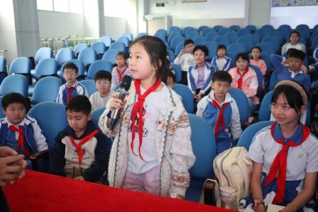 草埔小学召开社会实践意见征集会
