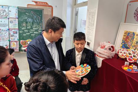 墨海研行十载棹 星槎索隐九霄航——深圳市人民小学参加第十届罗湖区美术学科项目式艺术实践活动
