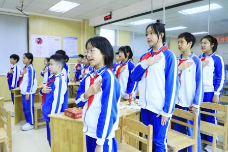 深圳市仙桐实验小学校长思政课：感受非遗里的“中国心跳”