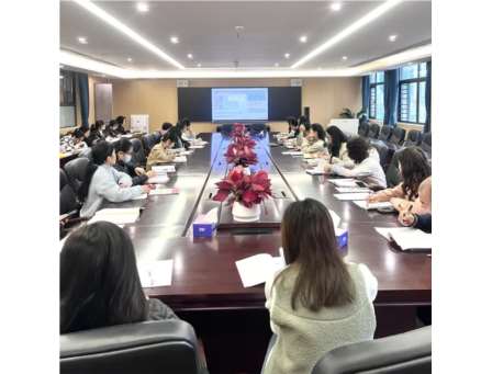 深耕教研启新程 AI赋能育新篇——布心小学召开新学期语文教研工作会议